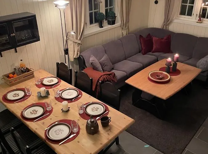I Nydelige Jotunhemen - Rett Ved Besseggen Ferienhaus *